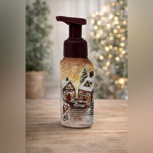 Cozy Winter Cottage Foaming Hand Soap